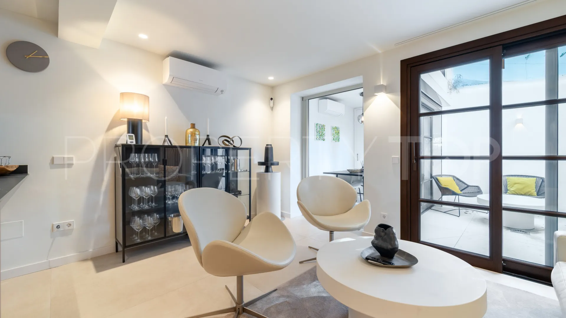 Buy 2 bedrooms town house in Lomas Pueblo