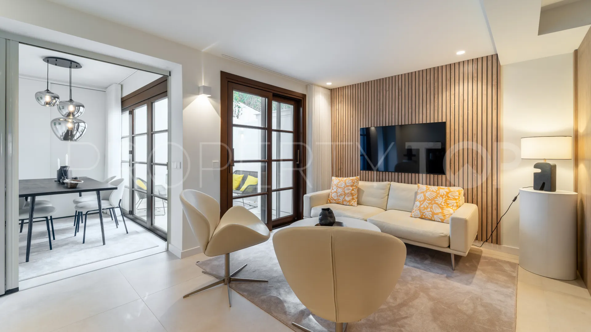 Buy 2 bedrooms town house in Lomas Pueblo