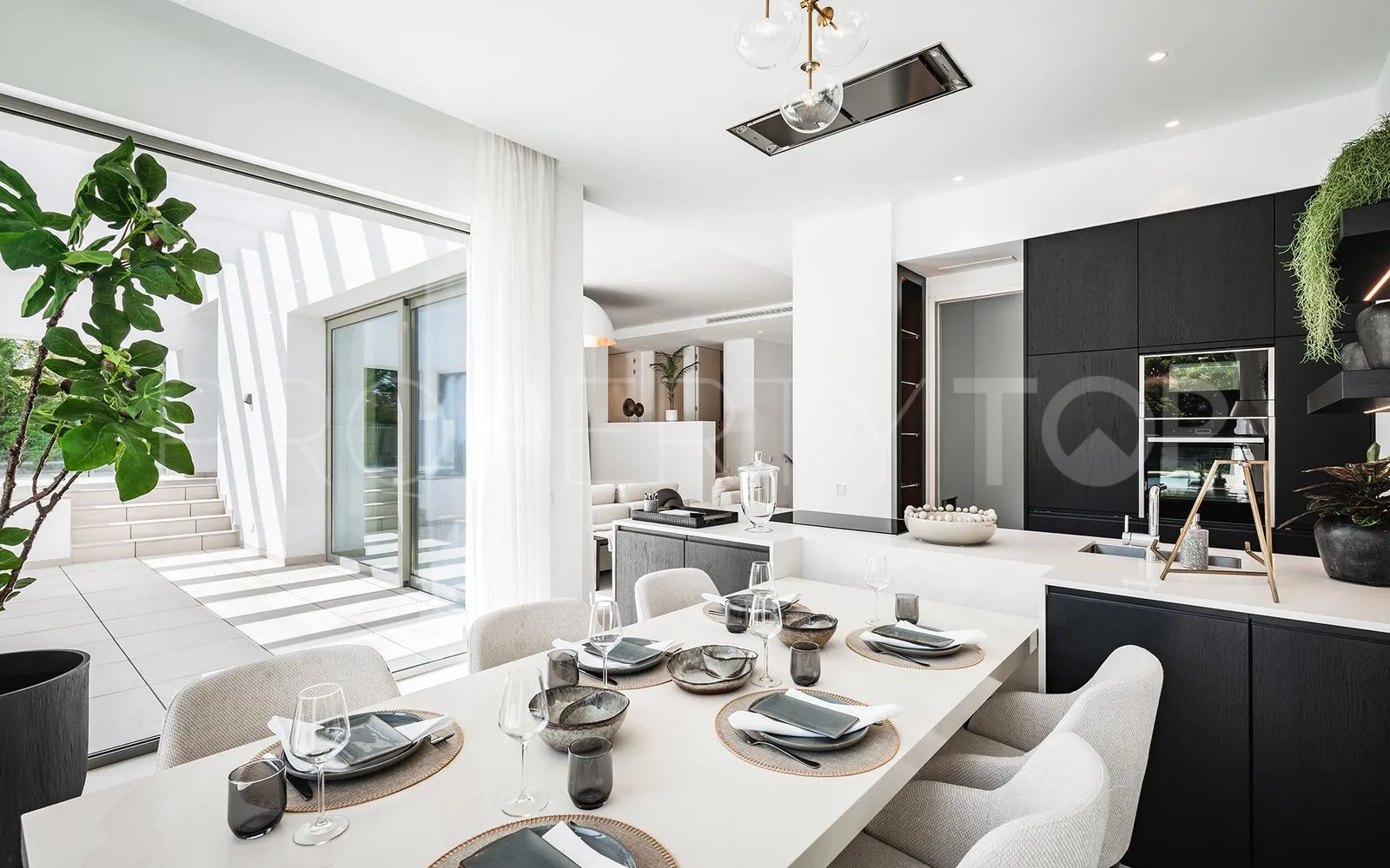 Villa con 5 dormitorios en venta en El Paraiso