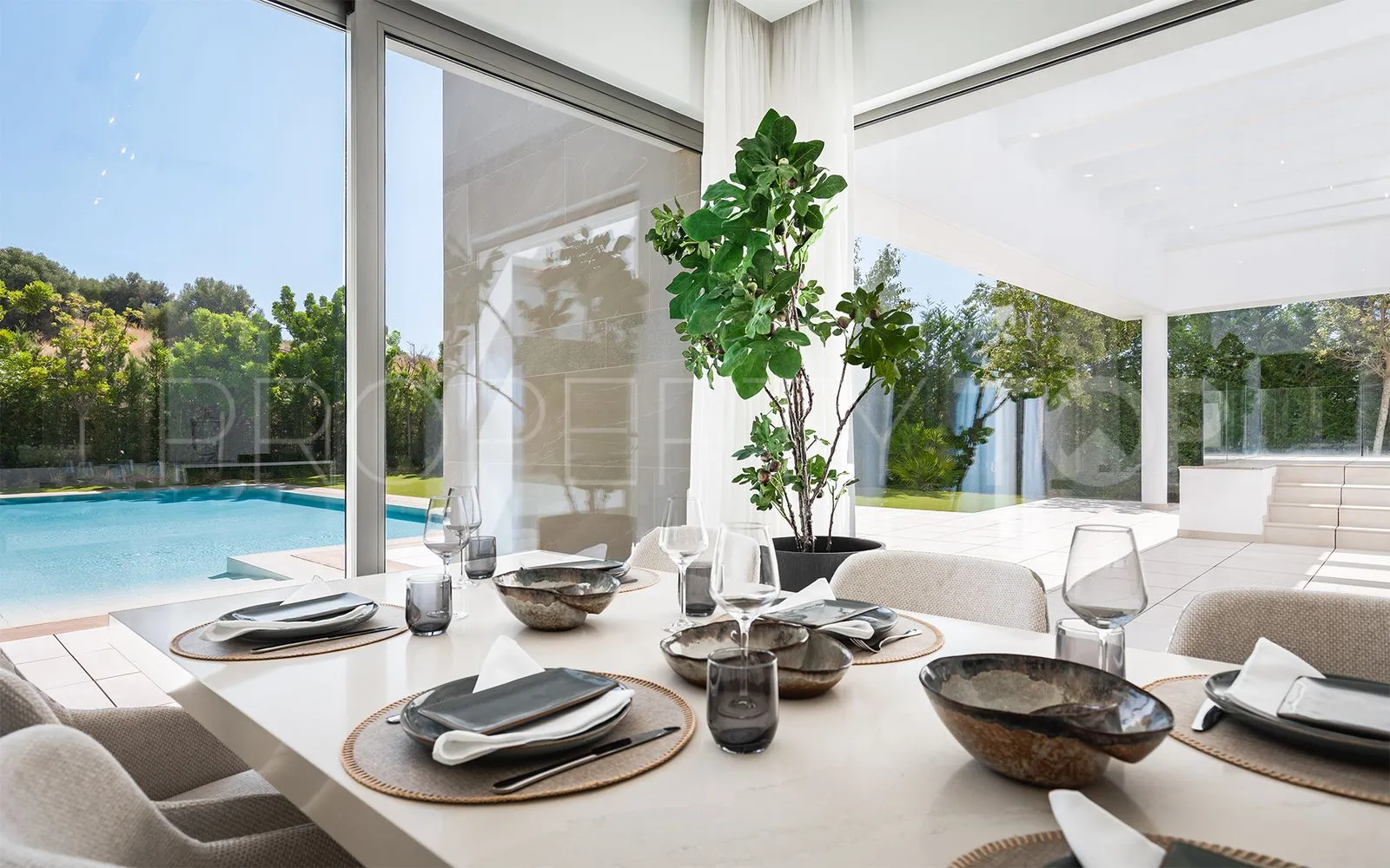 Villa con 5 dormitorios en venta en El Paraiso
