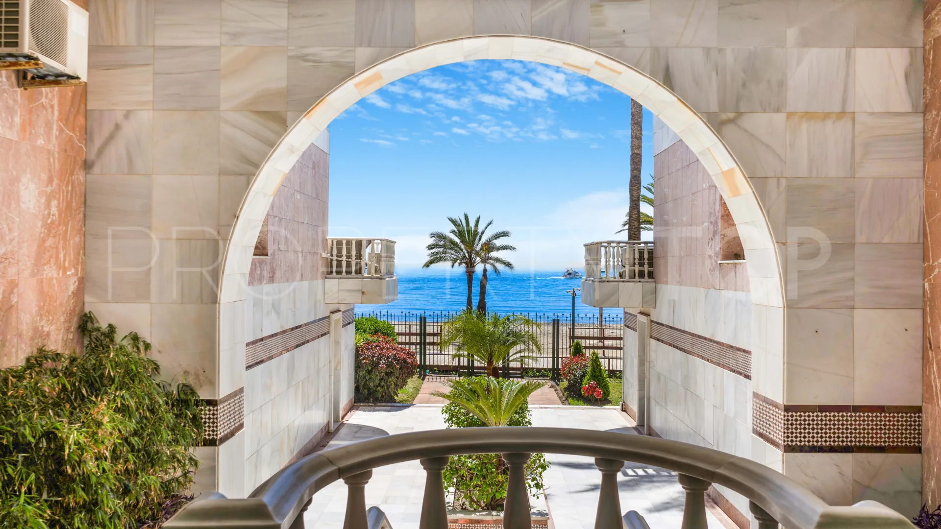 Apartamento con 4 dormitorios en venta en Gray D'Albion