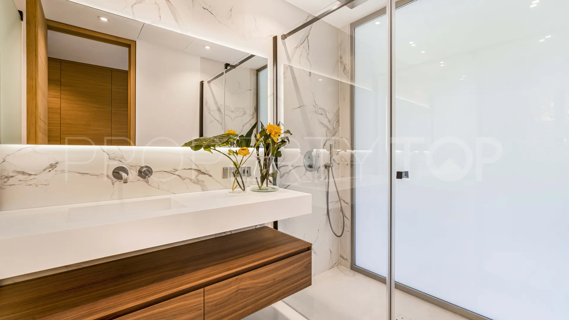 Apartamento con 4 dormitorios en venta en Gray D'Albion