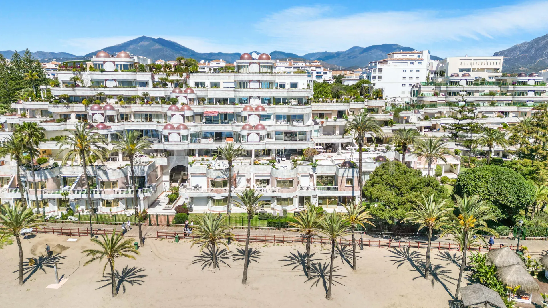 Apartamento con 4 dormitorios en venta en Gray D'Albion