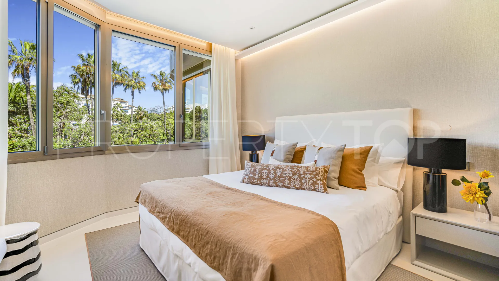 Apartamento con 4 dormitorios en venta en Gray D'Albion