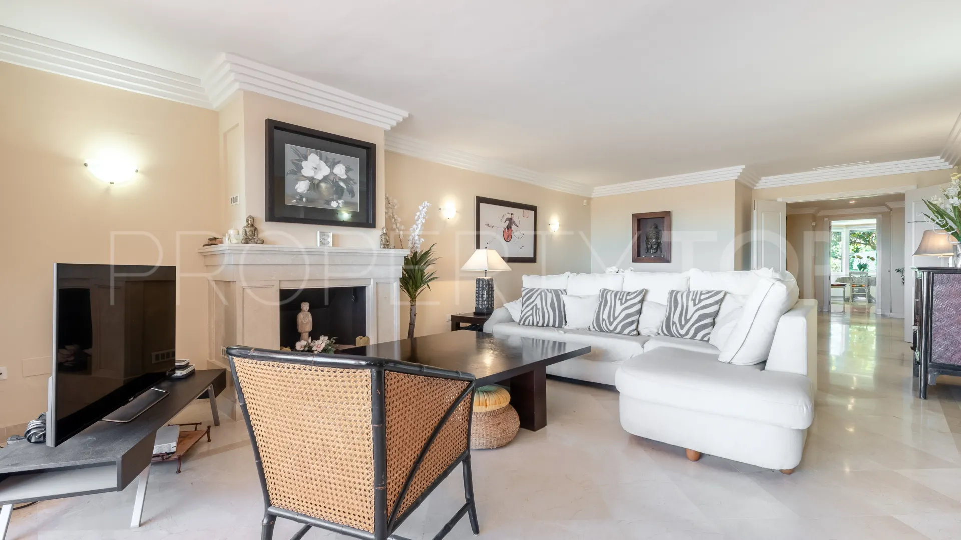 Albatross Hill apartment for sale