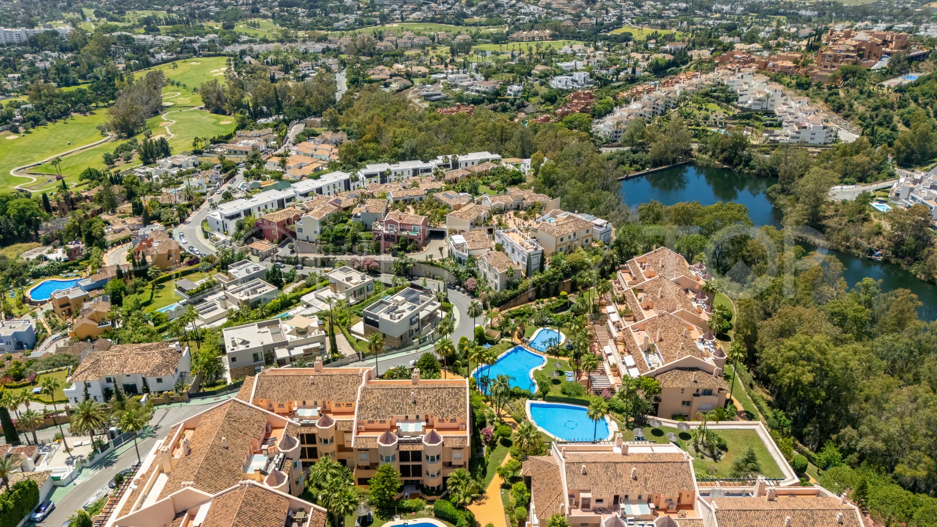 Albatross Hill apartment for sale