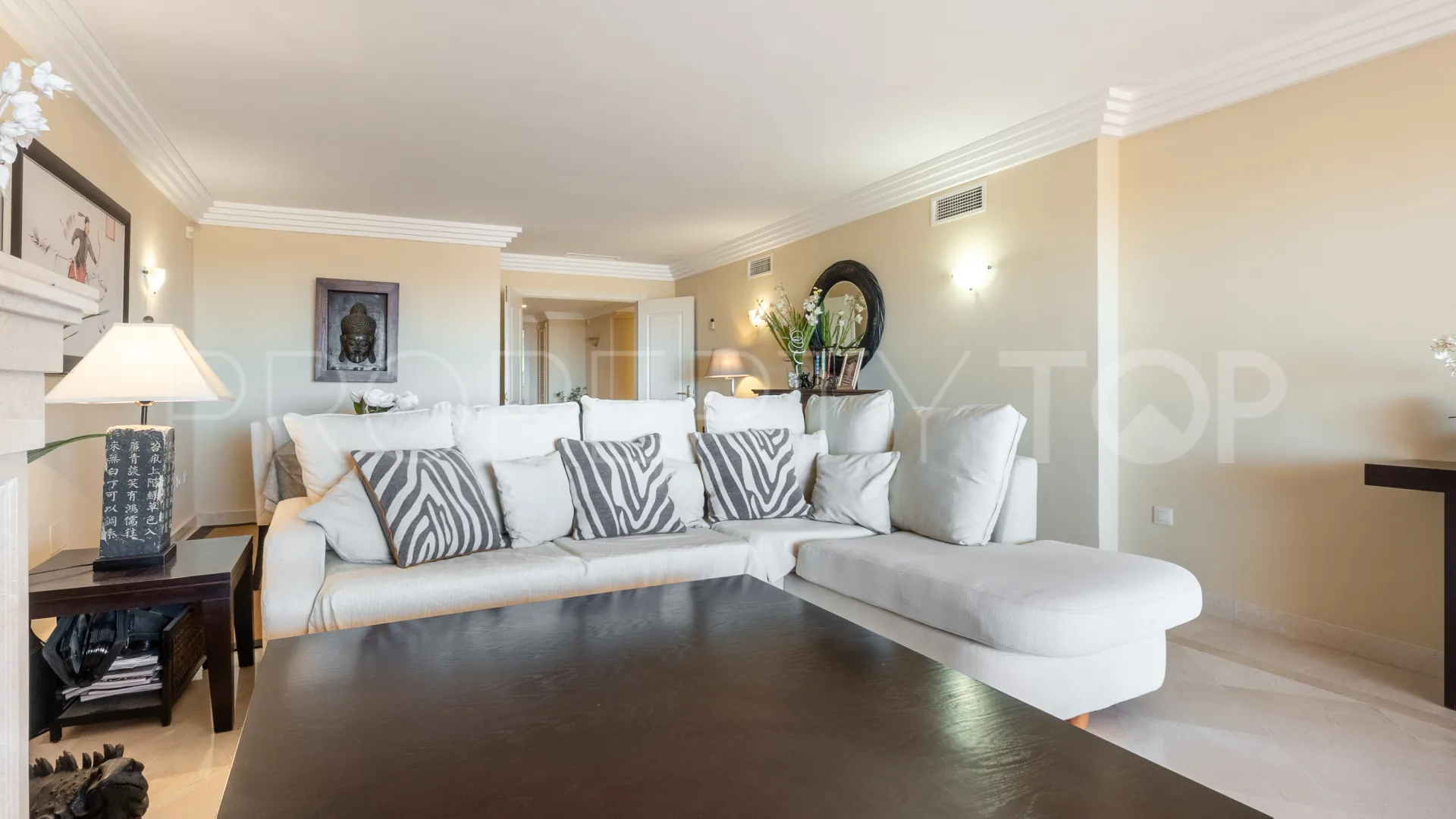 Albatross Hill apartment for sale