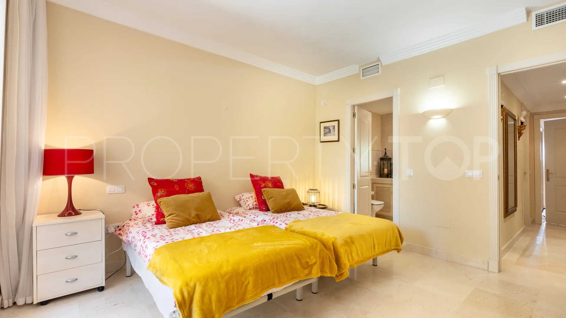 Albatross Hill apartment for sale