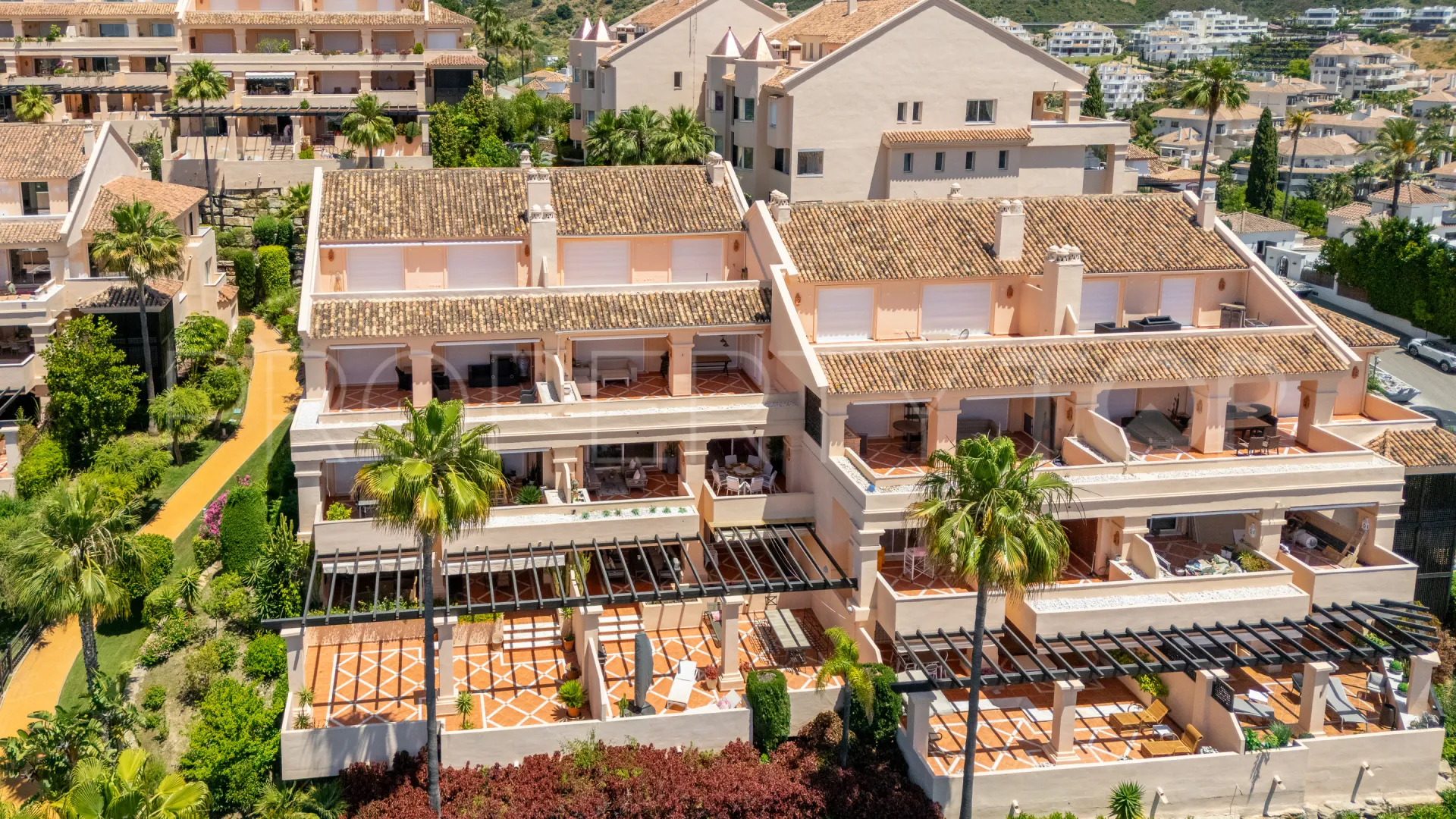 Albatross Hill apartment for sale