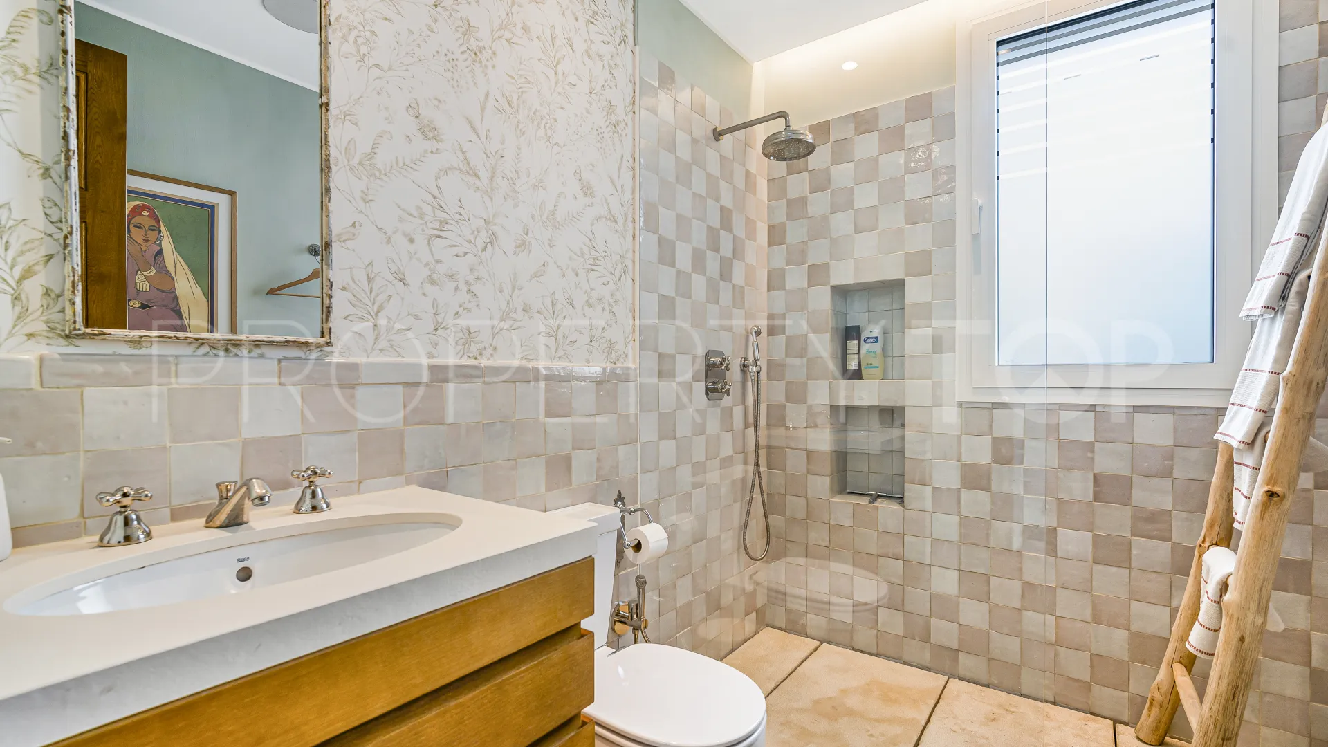 Villa for sale in Monte Mayor with 6 bedrooms