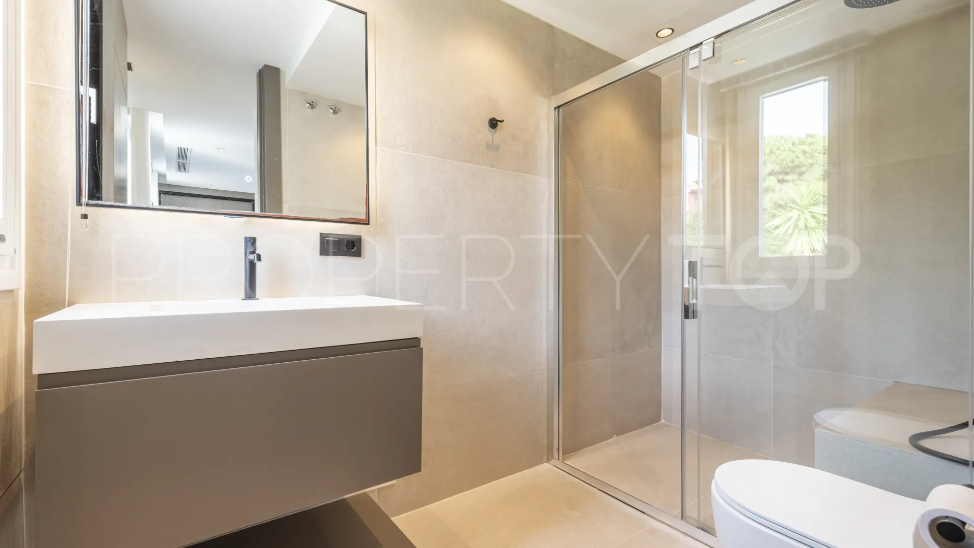 4 bedrooms La Quinta town house for sale
