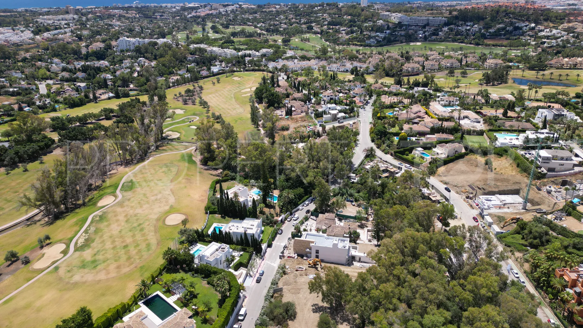 La Cerquilla plot for sale