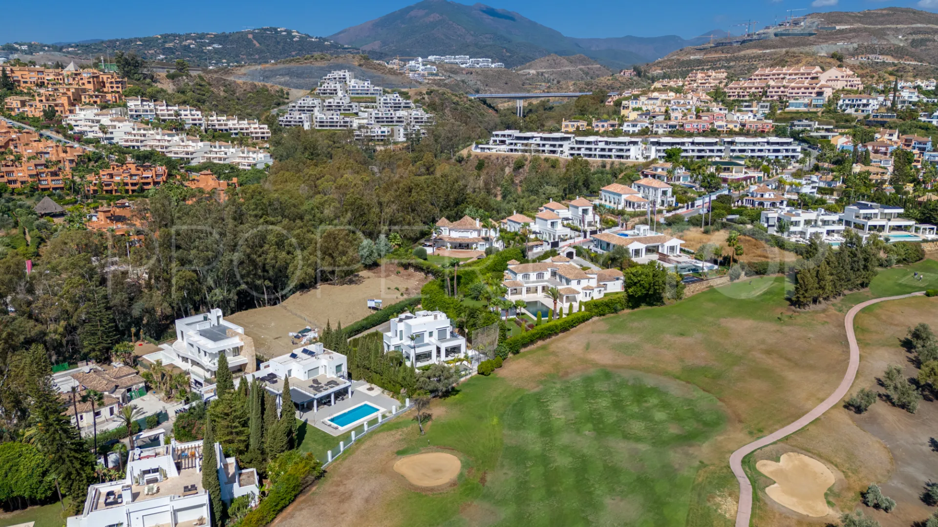 La Cerquilla plot for sale