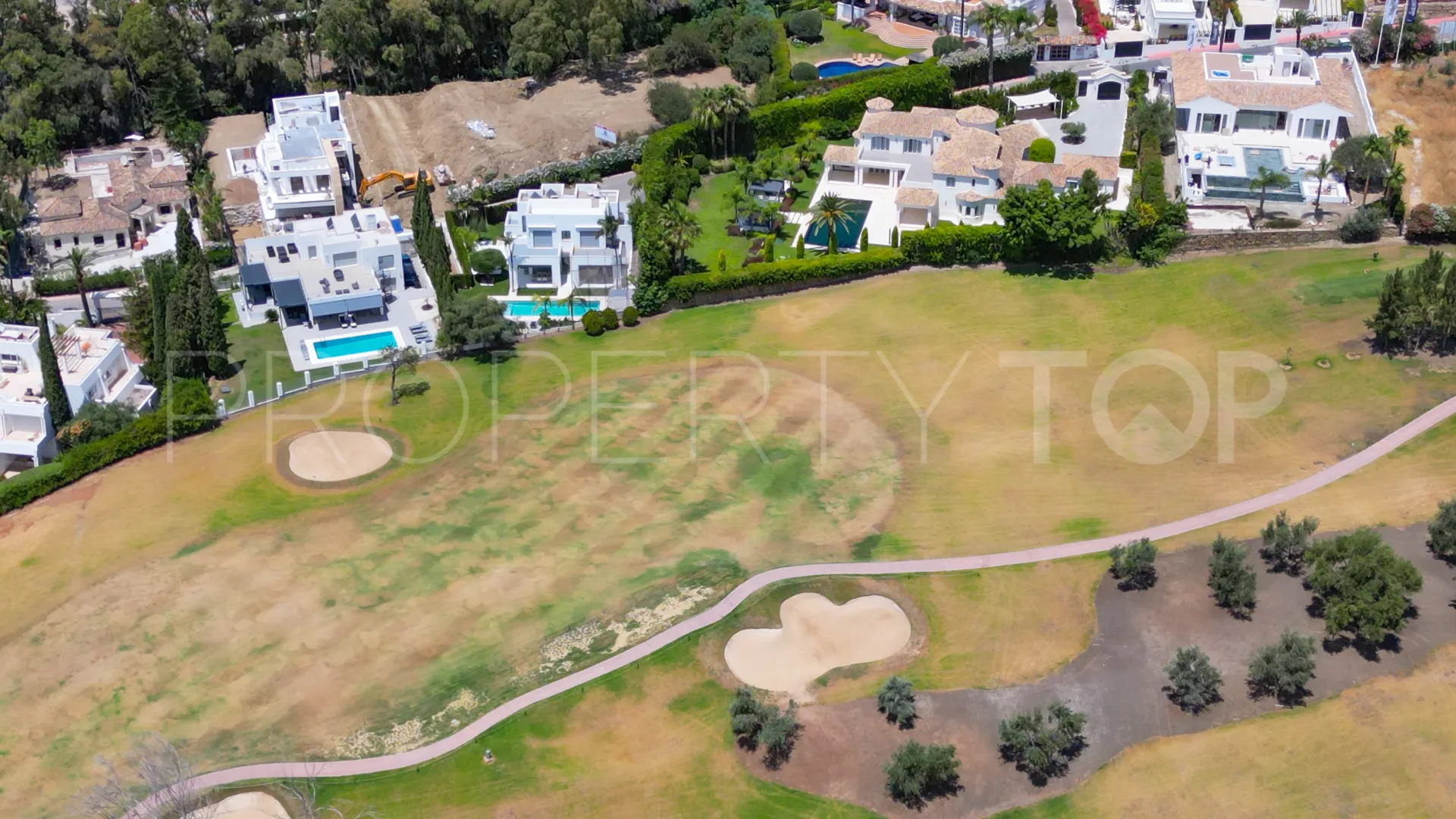 La Cerquilla plot for sale