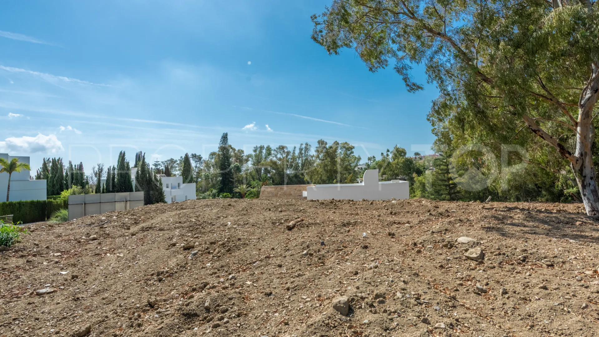 La Cerquilla plot for sale