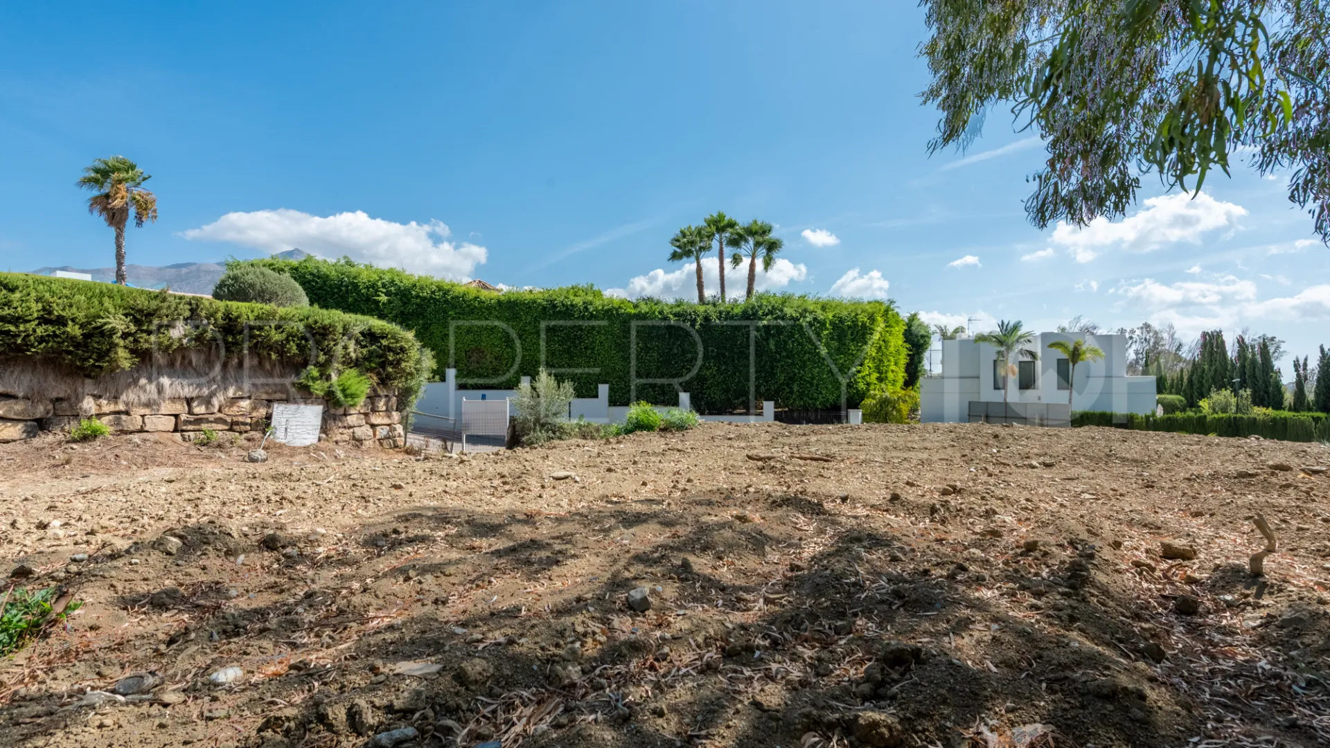 La Cerquilla plot for sale