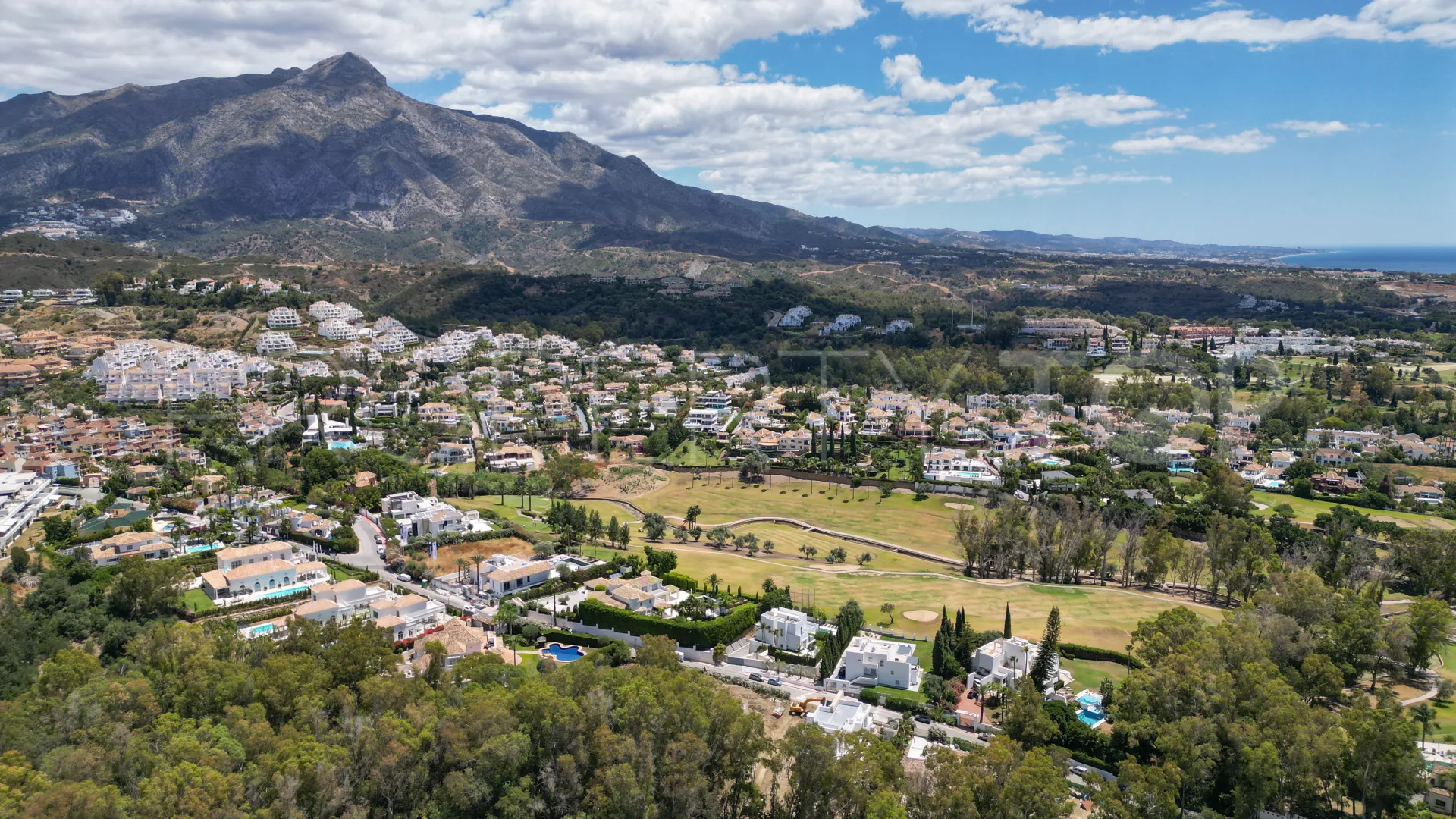 La Cerquilla plot for sale