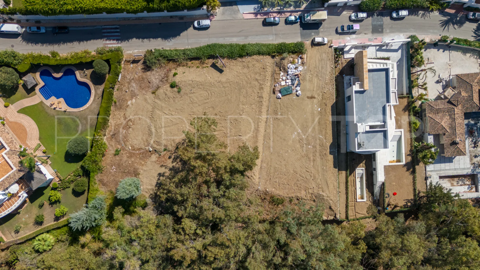 La Cerquilla plot for sale