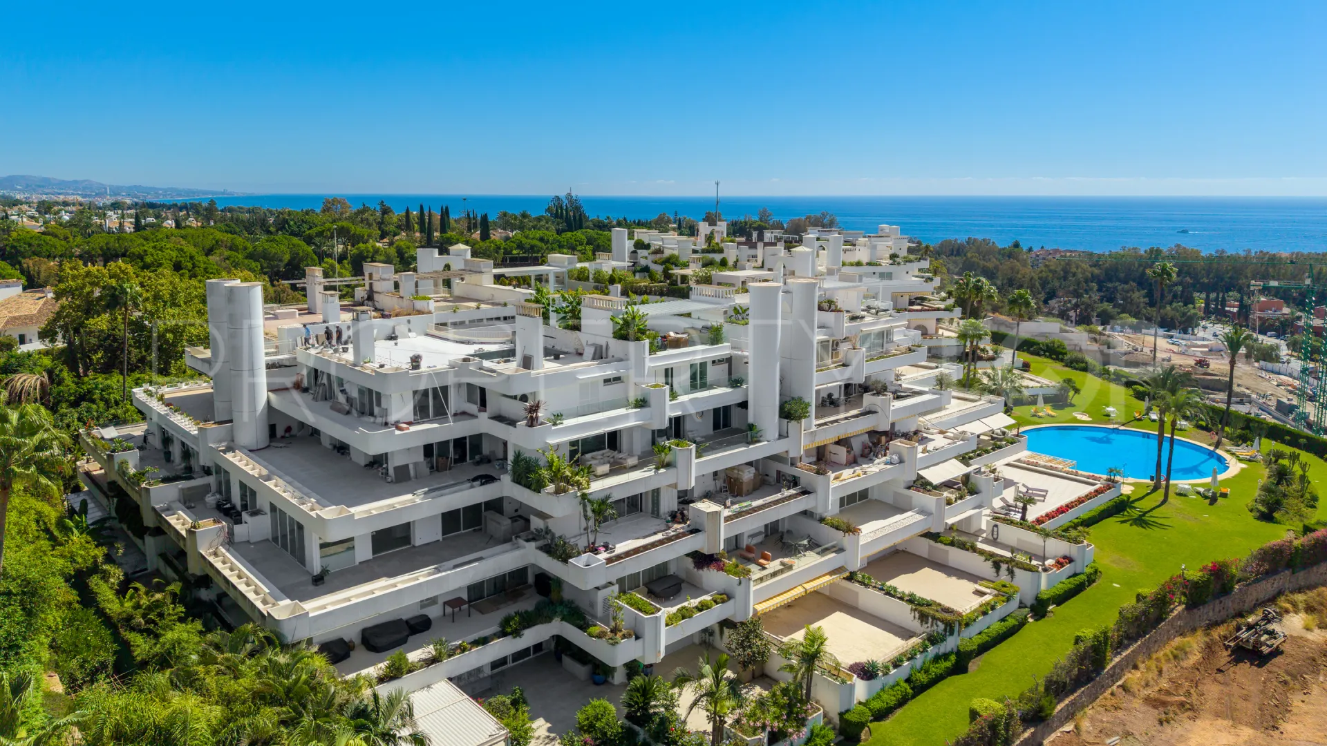 Se vende apartamento planta baja de 3 dormitorios en Las Terrazas de Las Lomas