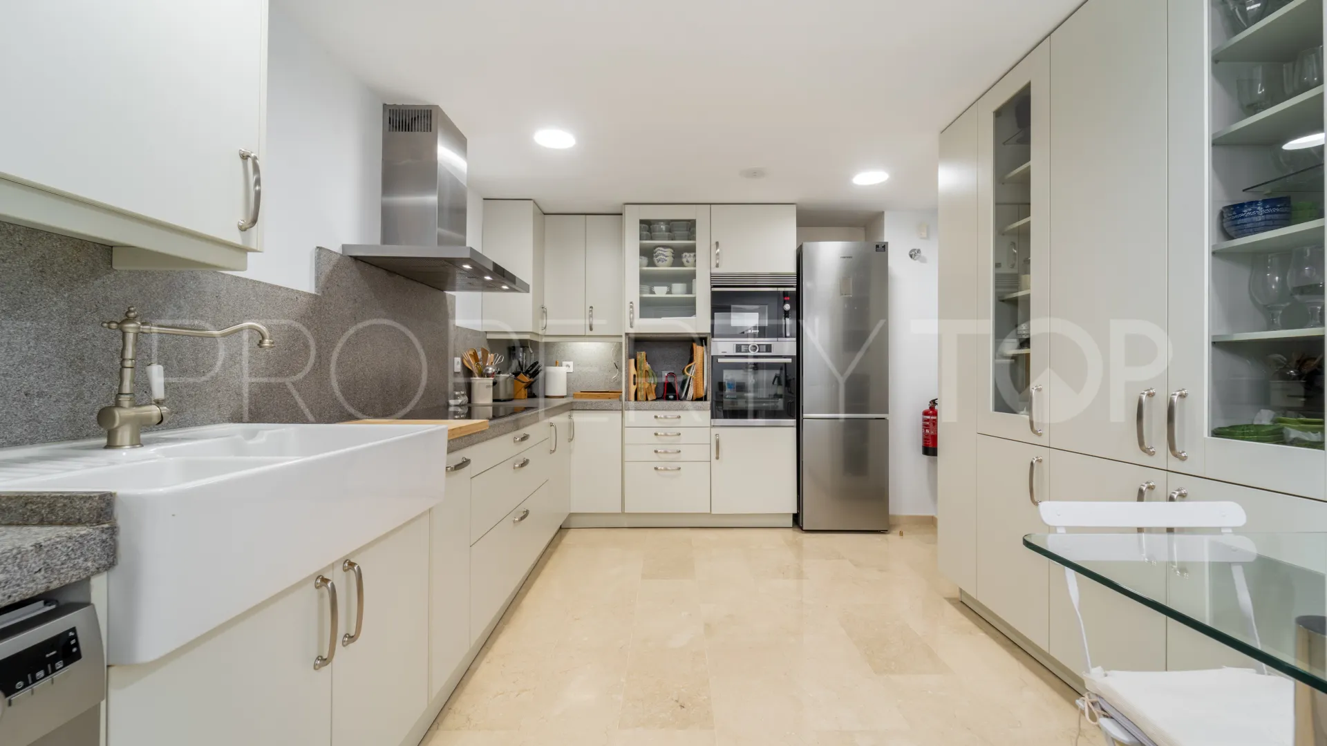 Se vende apartamento planta baja de 3 dormitorios en Las Terrazas de Las Lomas