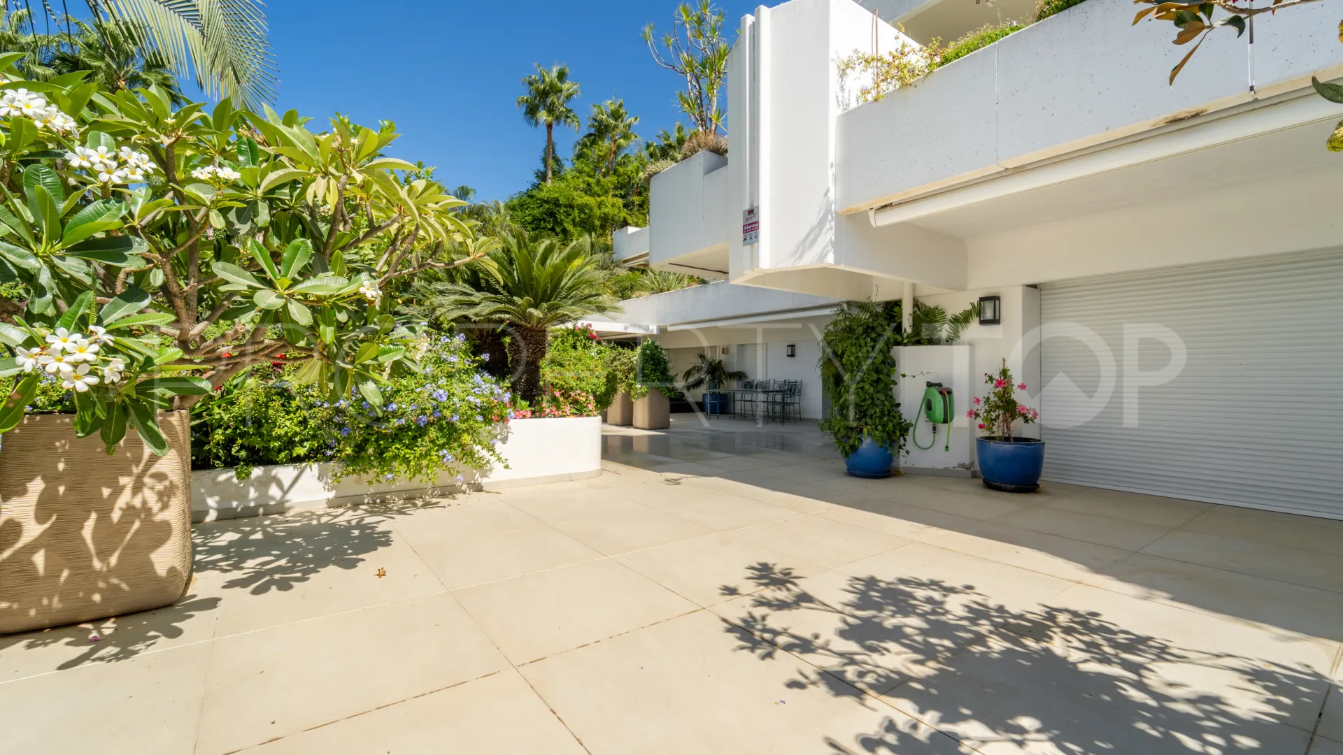 Se vende apartamento planta baja de 3 dormitorios en Las Terrazas de Las Lomas