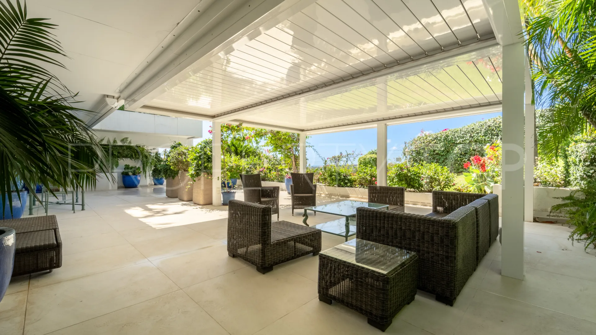Se vende apartamento planta baja de 3 dormitorios en Las Terrazas de Las Lomas