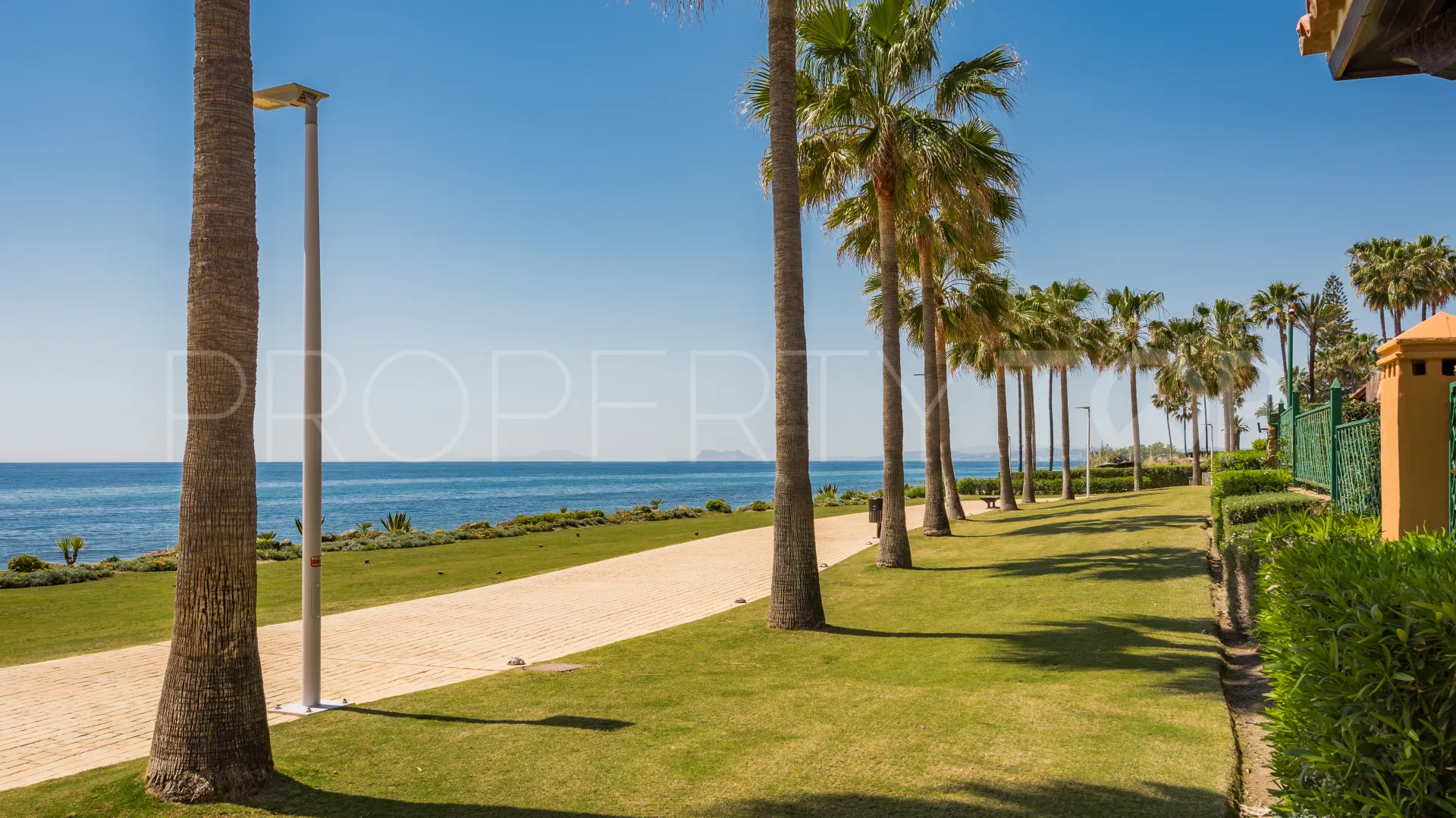 Se vende apartamento en Los Granados del Mar de 3 dormitorios