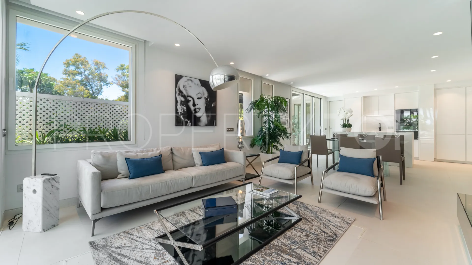 3 bedrooms apartment in Marina Puente Romano for sale