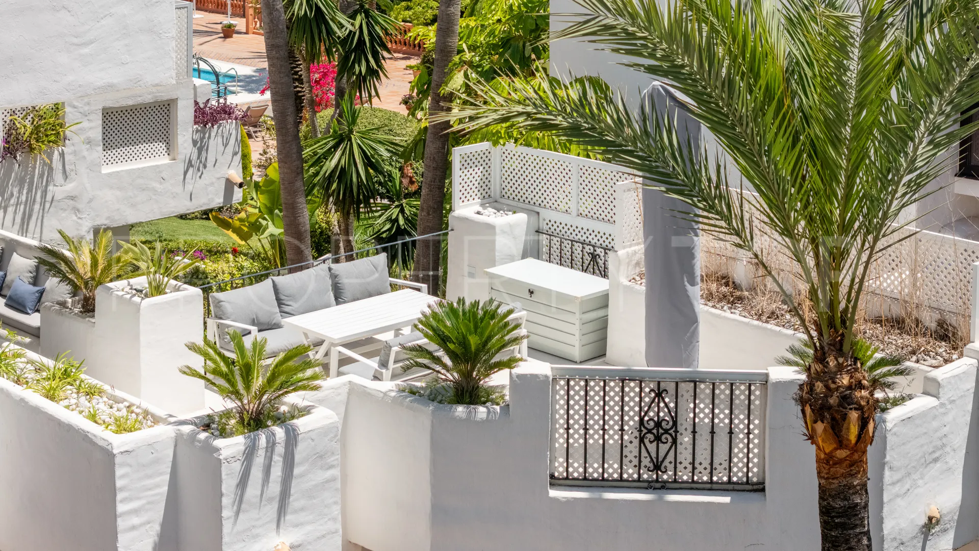 3 bedrooms apartment in Marina Puente Romano for sale