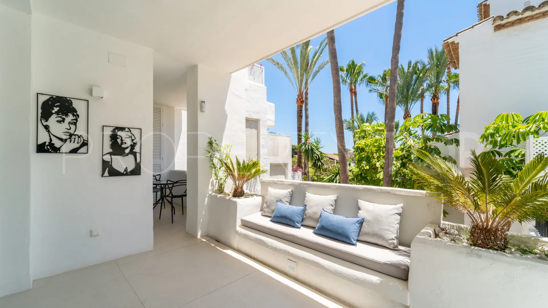3 bedrooms apartment in Marina Puente Romano for sale