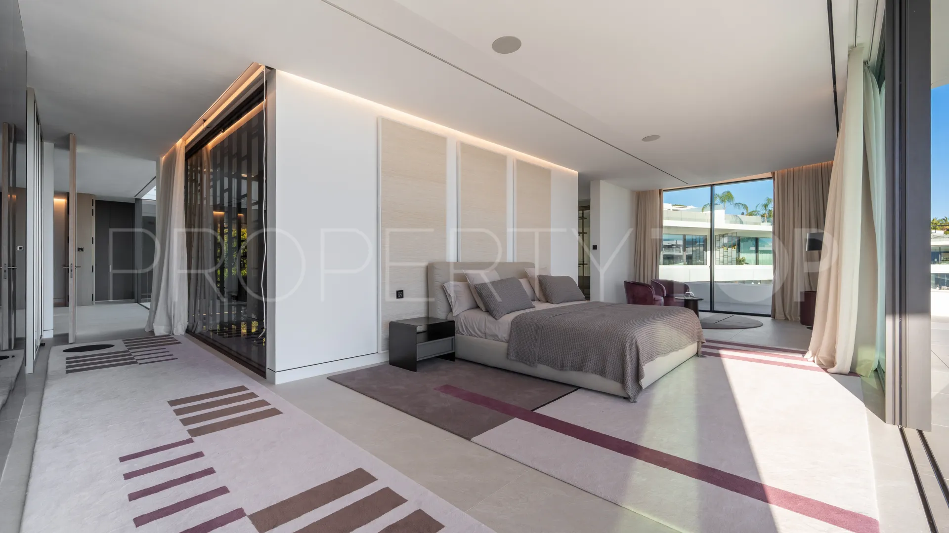 Villa a la venta en Marbella Golden Mile con 5 dormitorios