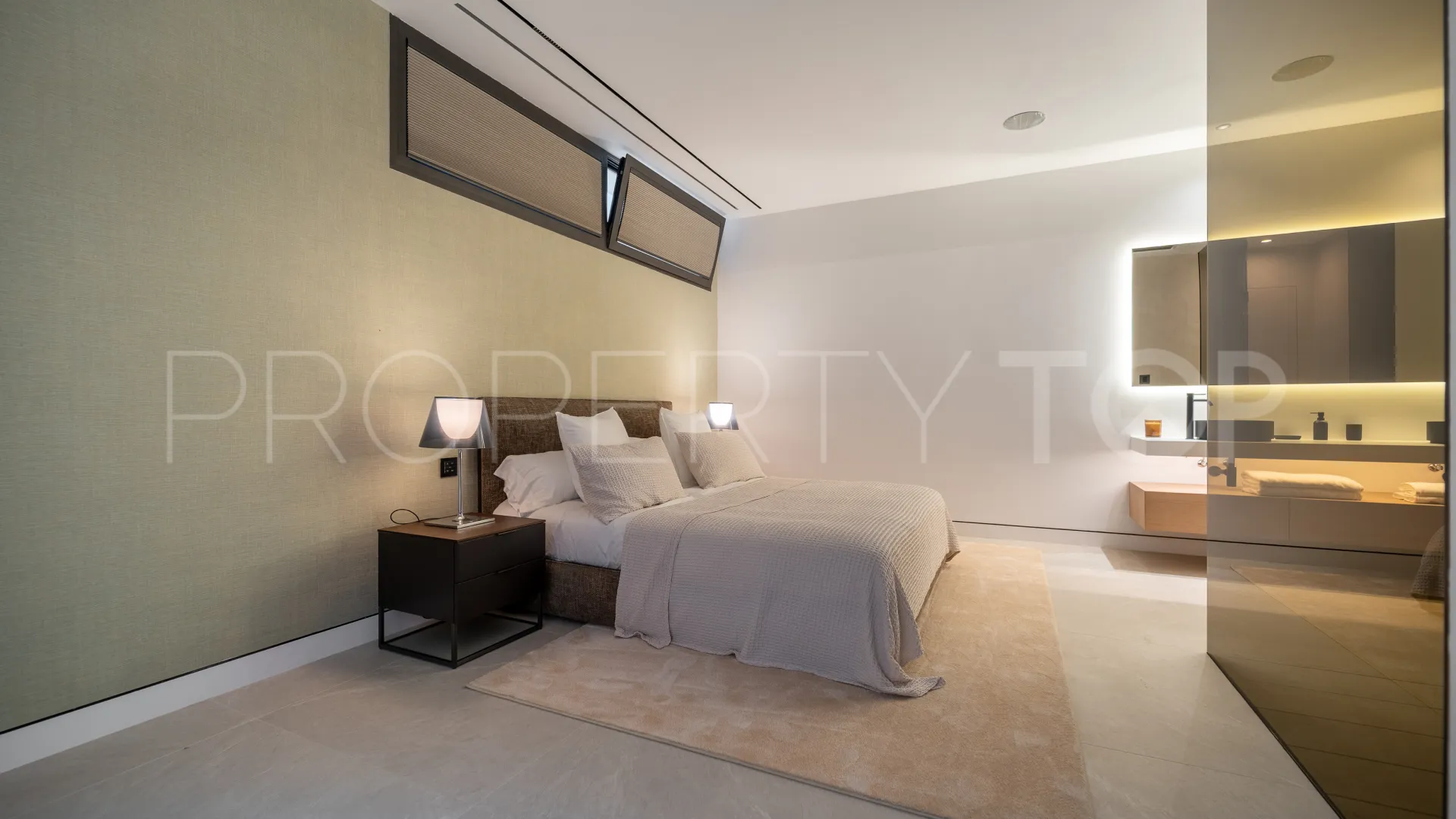 Villa a la venta en Marbella Golden Mile con 5 dormitorios