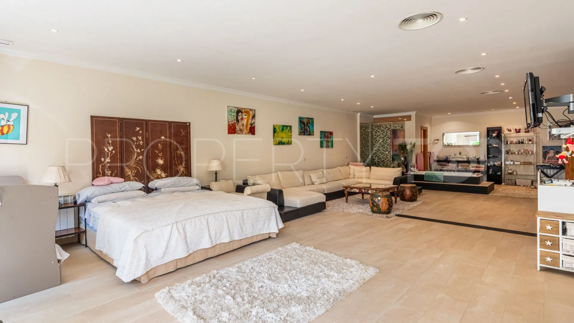Paraiso Alto villa for sale