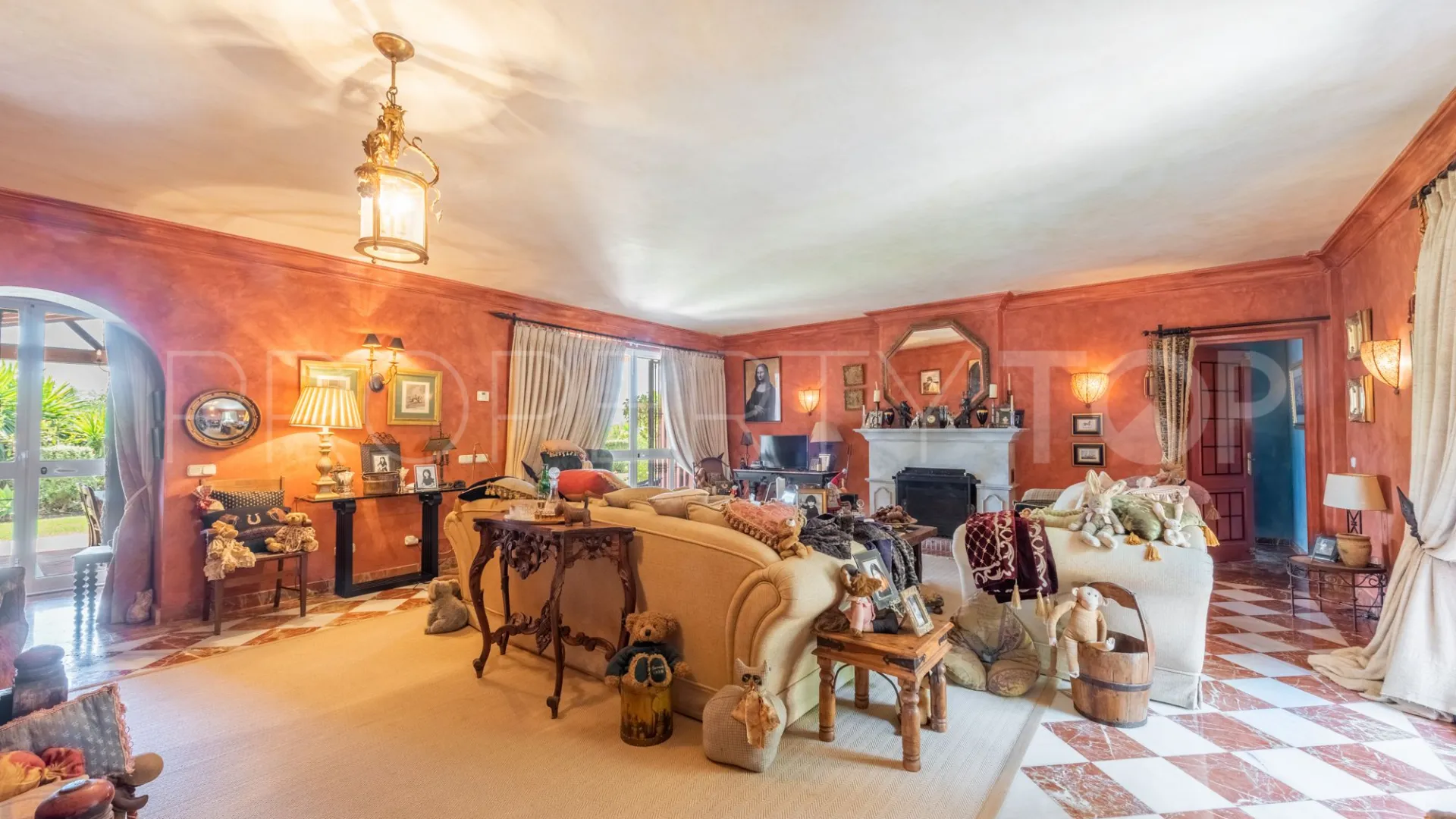 Villa for sale in Los Almendros