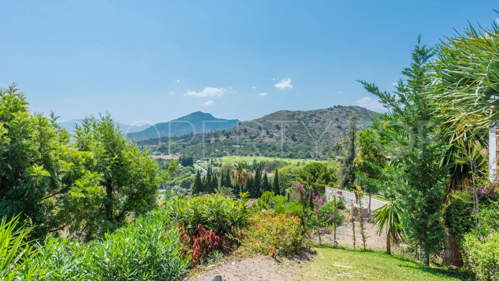 Villa for sale in Los Almendros
