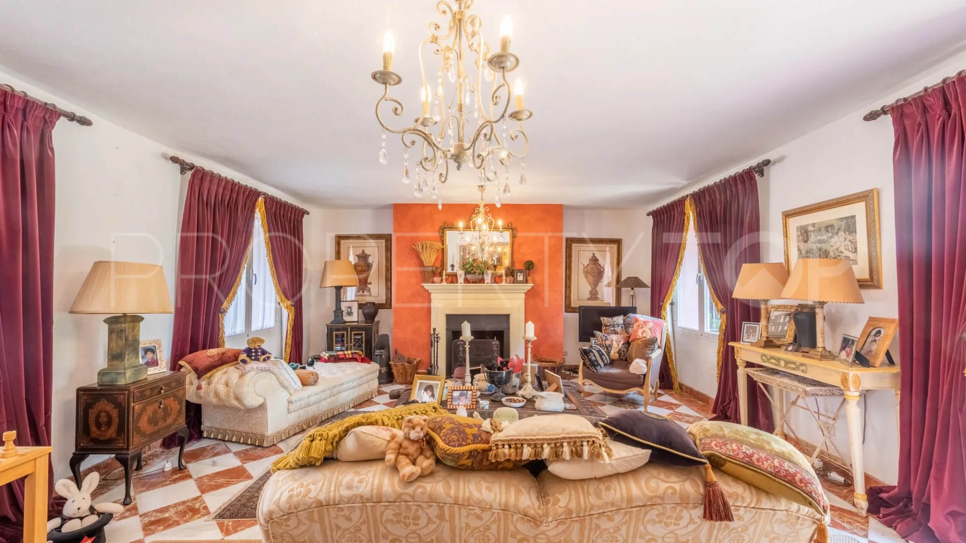 Villa for sale in Los Almendros
