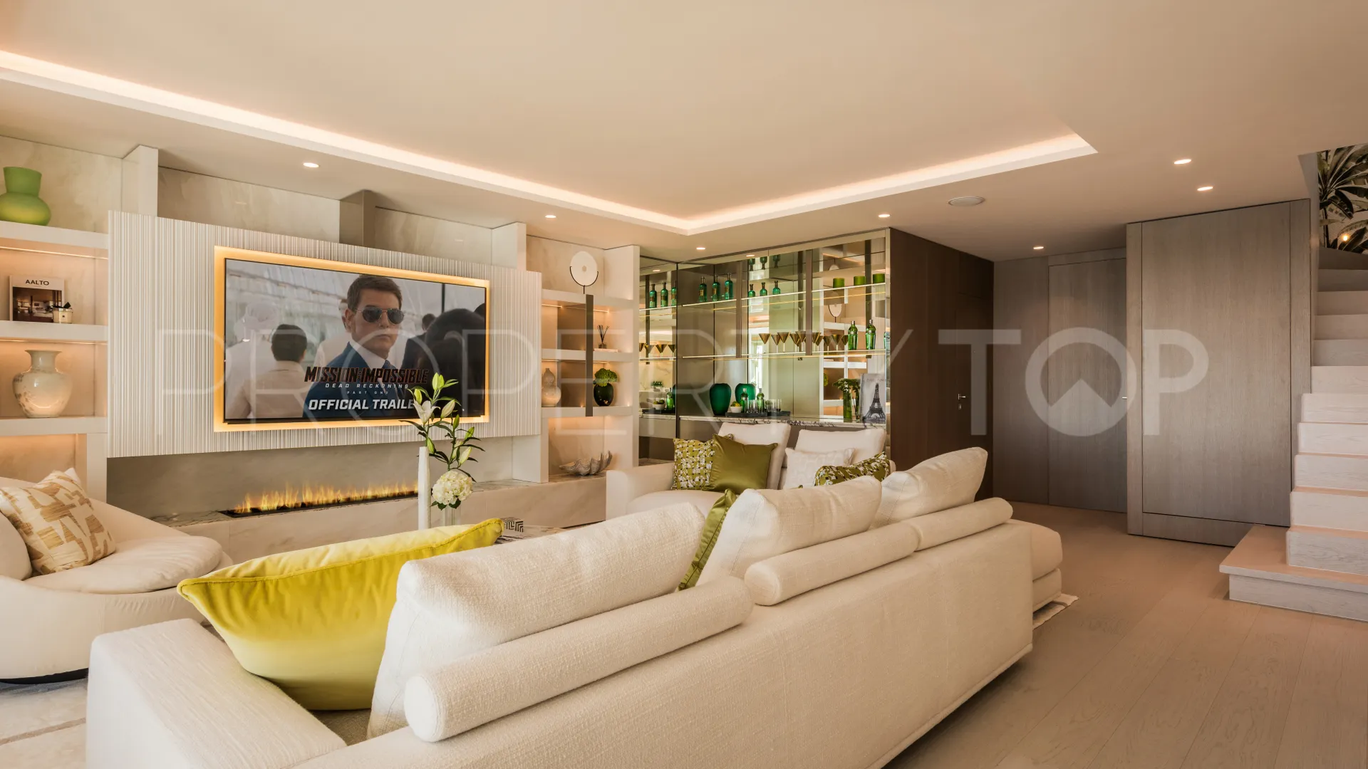 Puente Romano, atico duplex con 4 dormitorios en venta