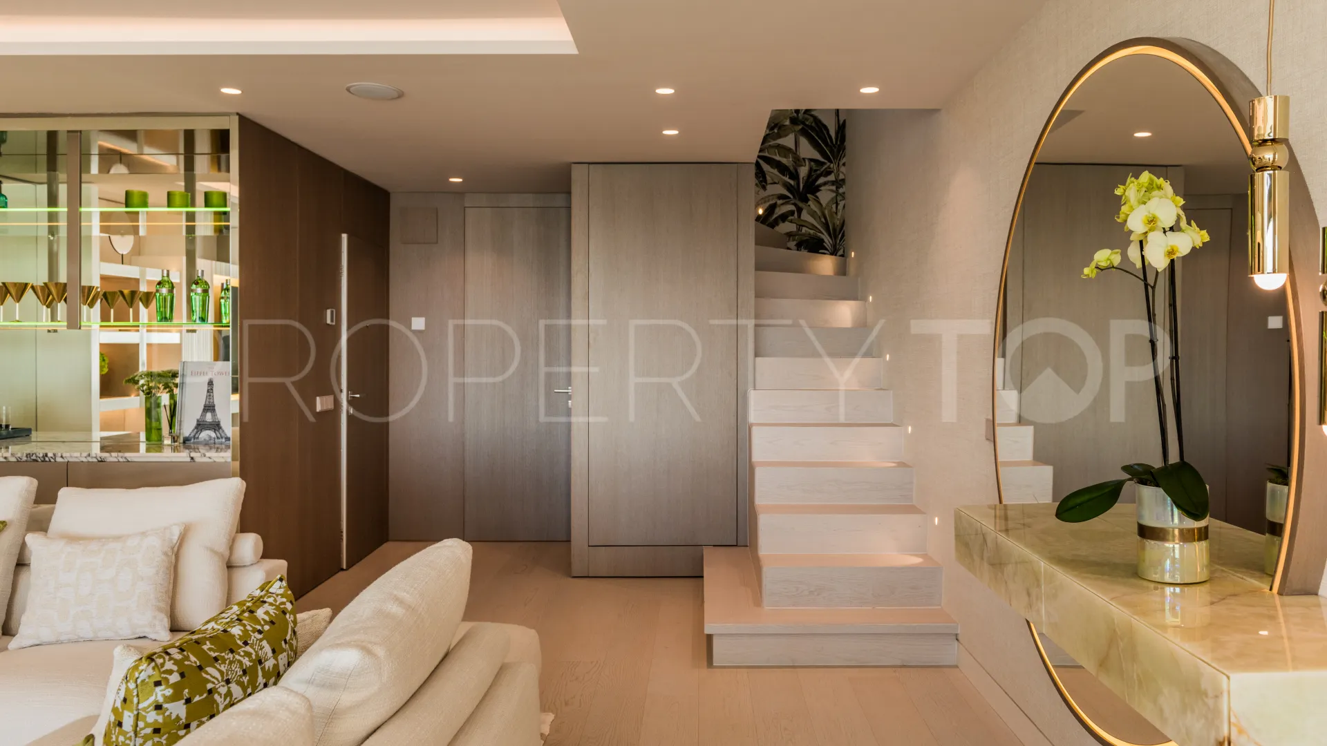 Puente Romano, atico duplex con 4 dormitorios en venta