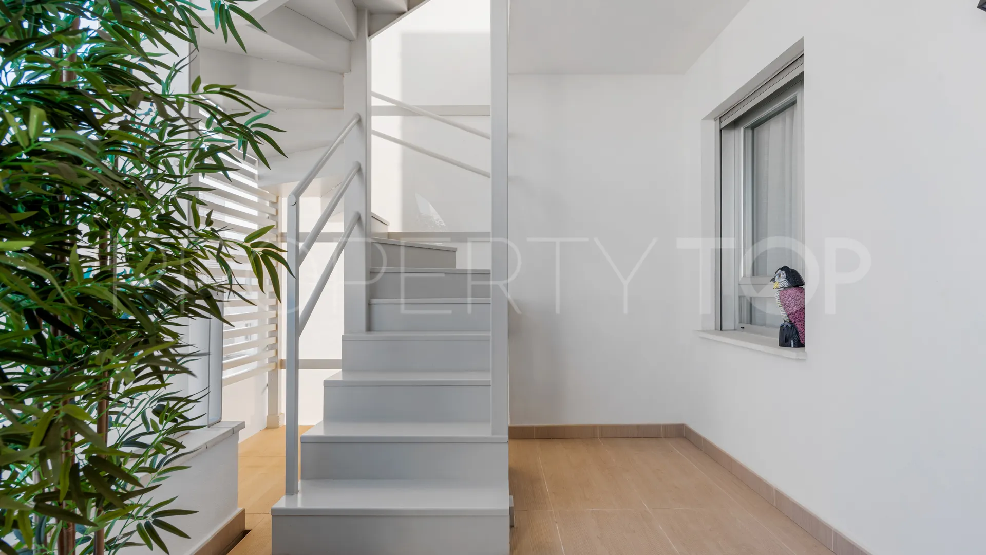 San Pedro de Alcantara, Ático a la venta de 3 dormitorios