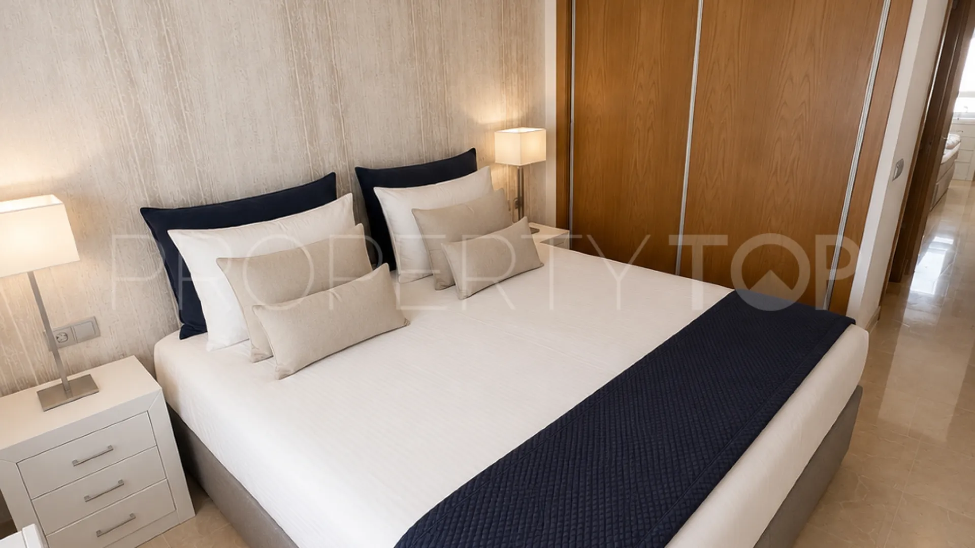 Comprar Ático de 3 dormitorios en San Pedro de Alcantara