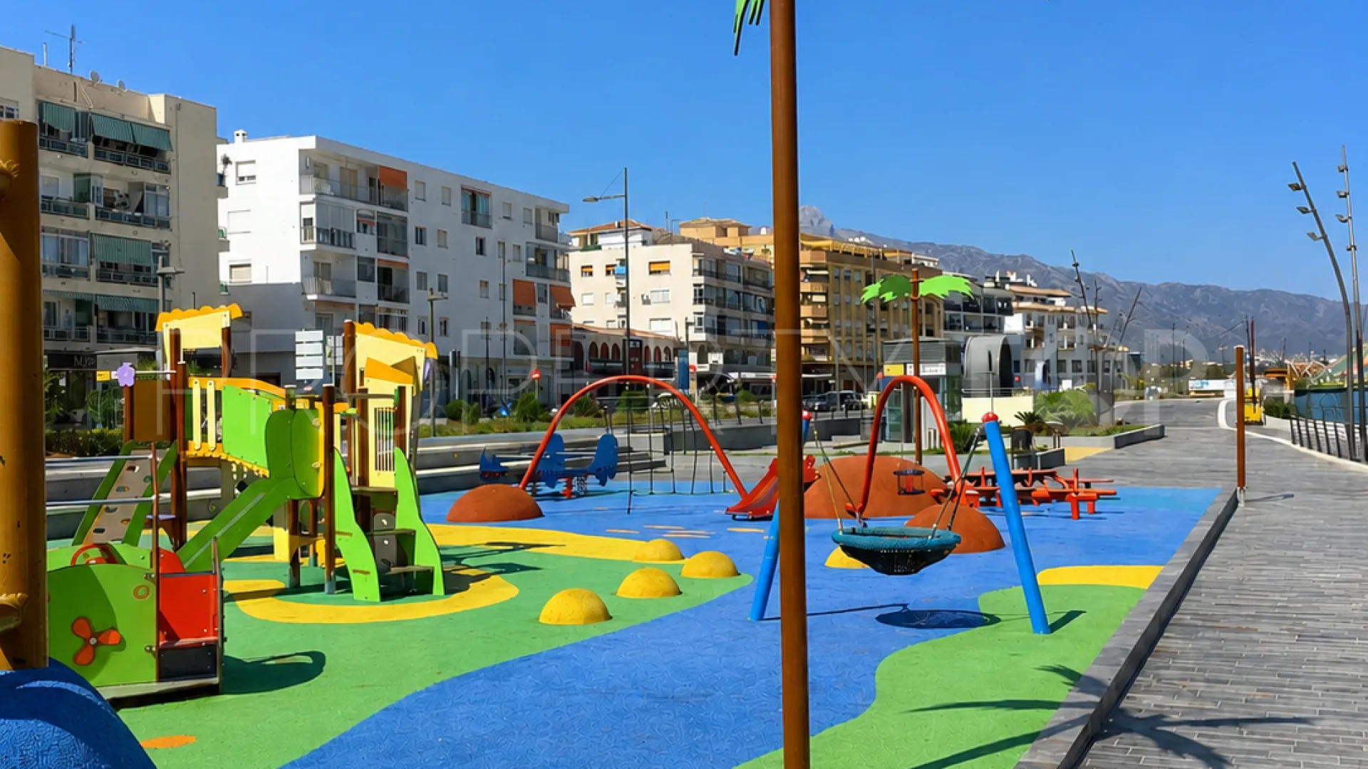 Comprar Ático de 3 dormitorios en San Pedro de Alcantara