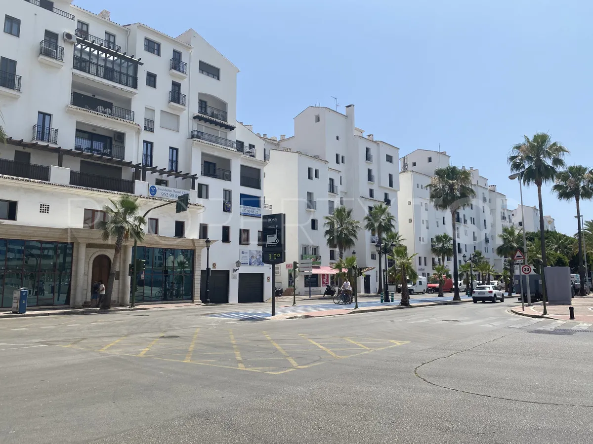 Apartamento a la venta de 2 dormitorios en Marbella - Puerto Banus