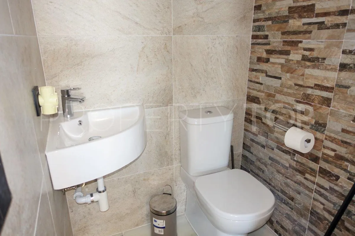 Apartamento a la venta de 2 dormitorios en Marbella - Puerto Banus