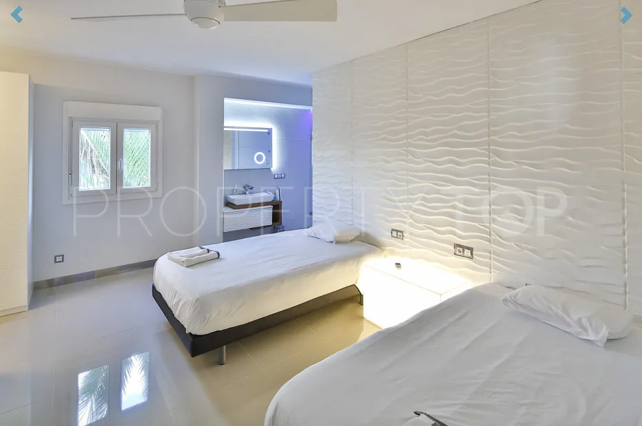 Comprar apartamento en Marbella - Puerto Banus con 3 dormitorios