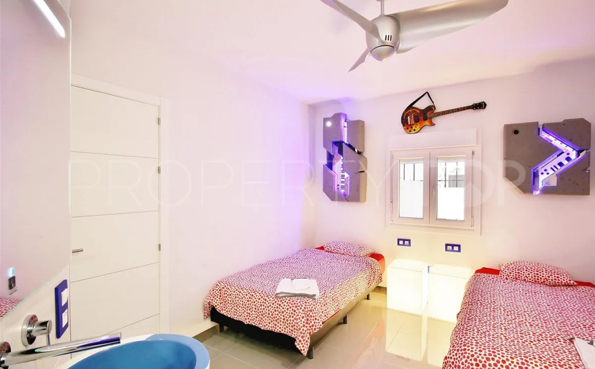 Comprar apartamento en Marbella - Puerto Banus con 3 dormitorios