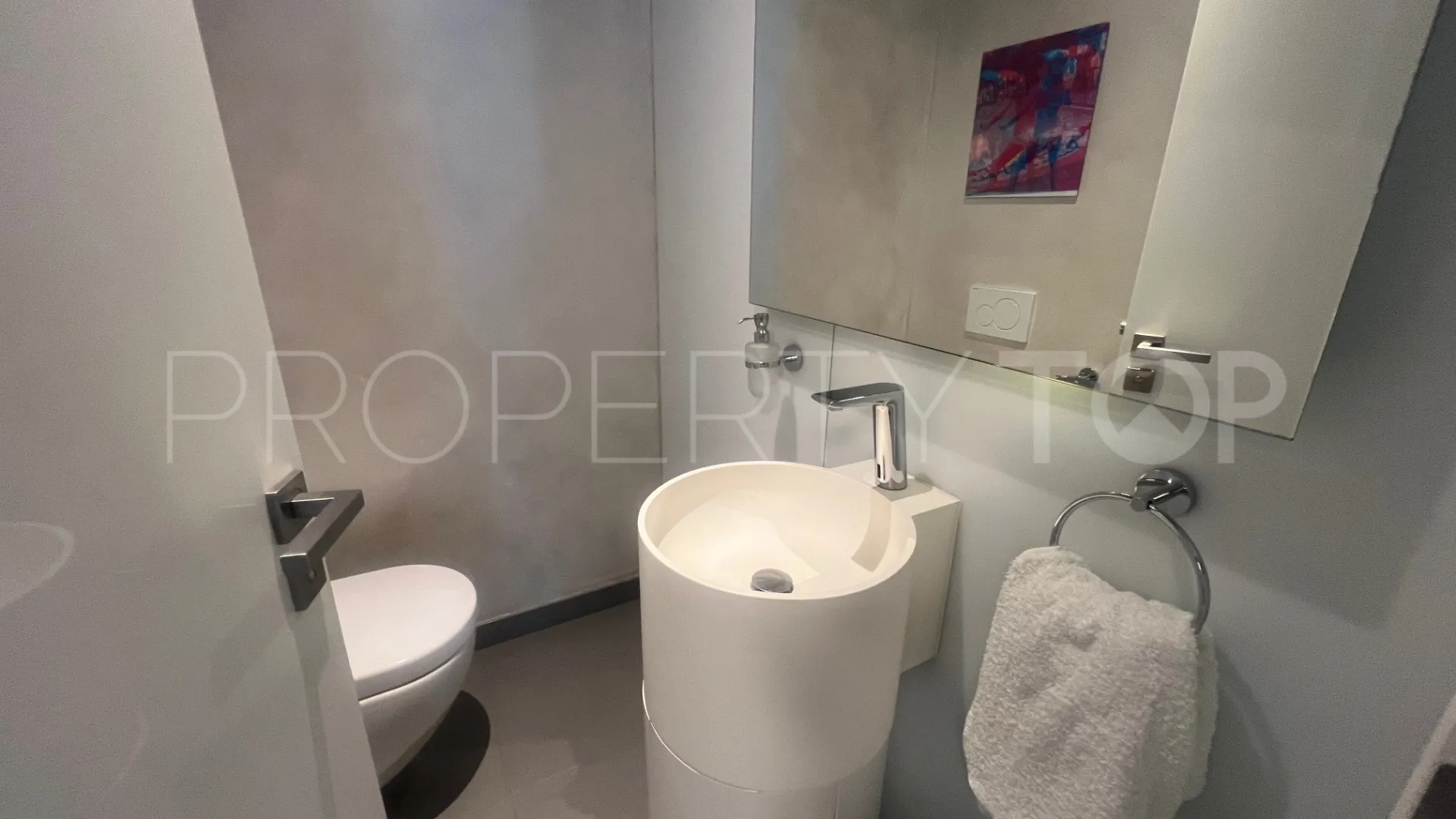 Marbella - Puerto Banus, tienda en venta