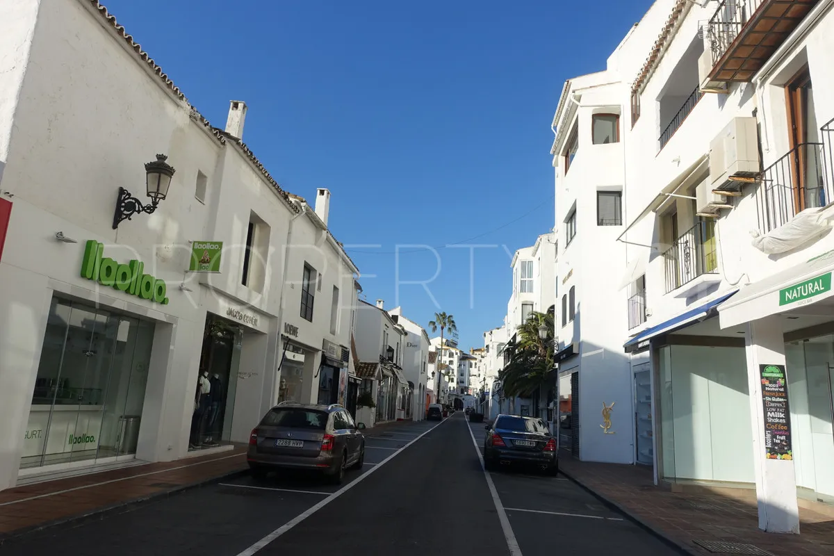 Marbella - Puerto Banus, tienda en venta