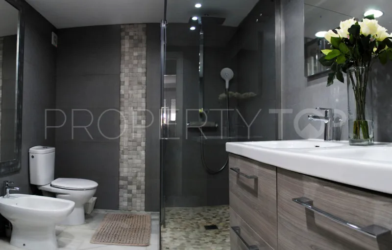 For sale apartment in Marbella - Puerto Banus