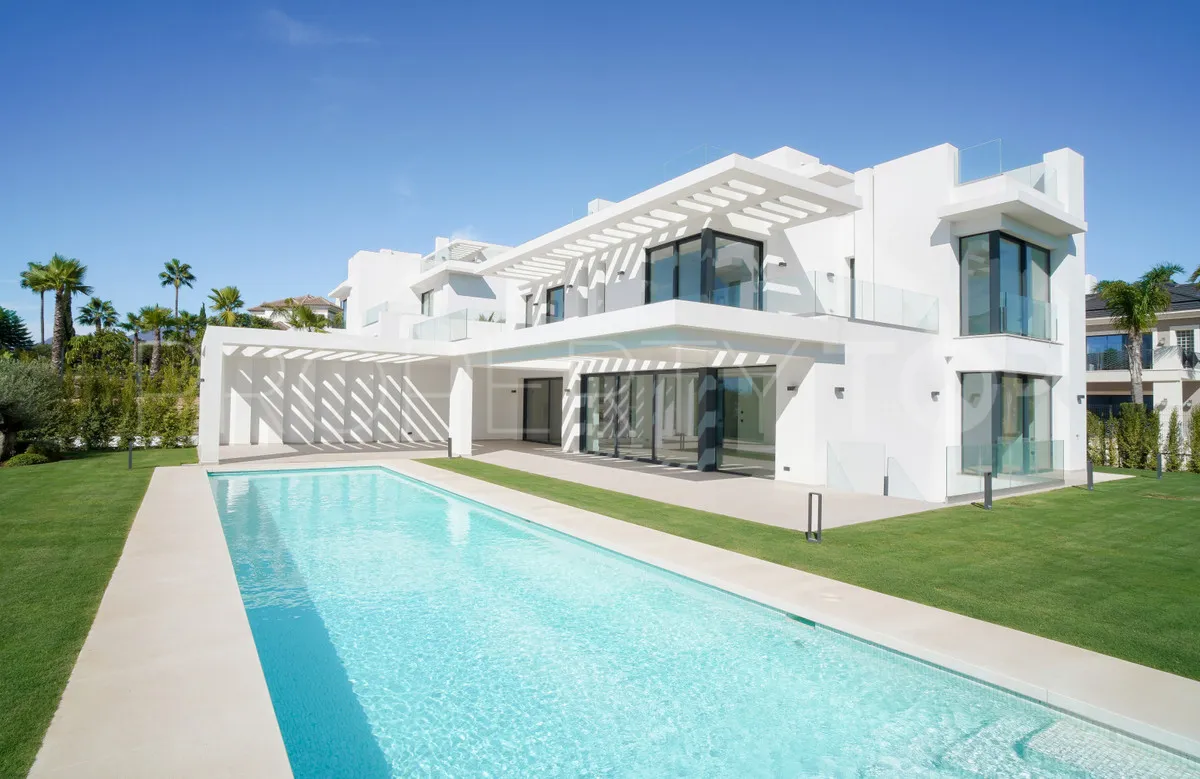 For sale villa with 5 bedrooms in Los Flamingos
