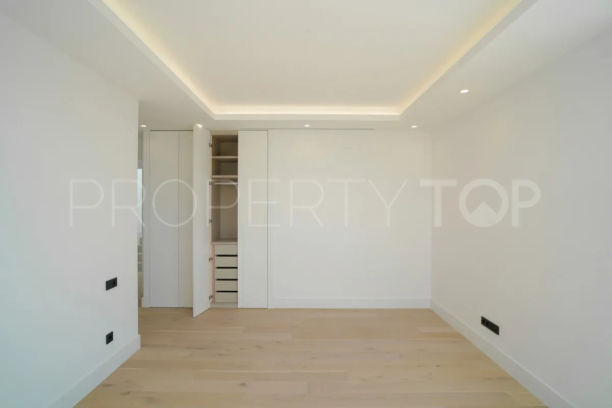 For sale villa with 5 bedrooms in Los Flamingos